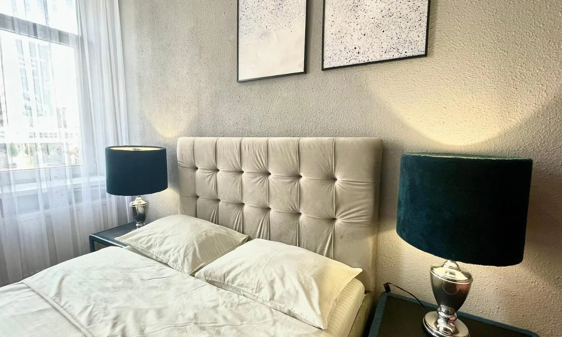 Куліша 41, Помешкання В Центрі Біля Тц Форум Daire Lviv Ukrayna