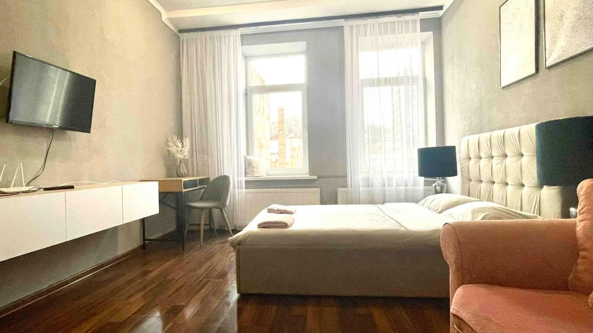 Куліша 41, Помешкання В Центрі Біля Тц Форум Daire Lviv